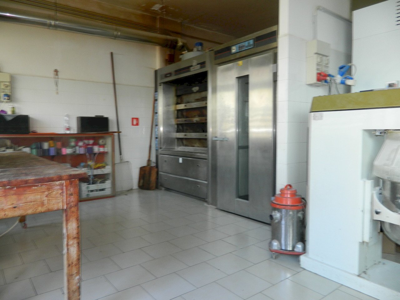 DSCN2574.JPG - Bakery - Pastificio Castelnuovo Magra - photo 2