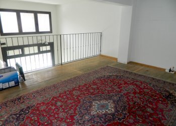 DSCN1397.JPG - Locale Commerciale Carrara - foto 1