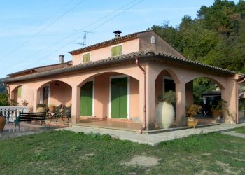 DSCN9486.JPG - Villa Sarzana - foto 1