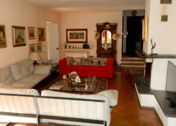 DSCN9492.JPG - Villa Sarzana - foto 9