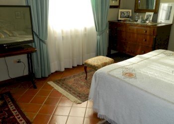 DSCN9500.JPG - Villa Sarzana - foto 17