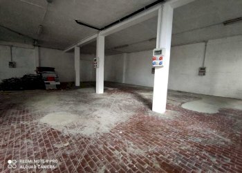 lu5.jpg - Locale Commerciale Luni - foto 2