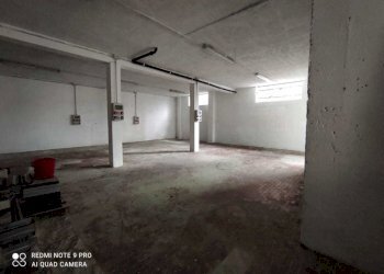 lu7.jpg - Locale Commerciale Luni - foto 8