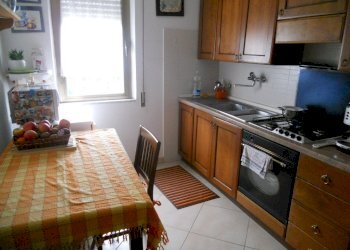 ca3.jpg - Villa Castelnuovo Magra - foto 3