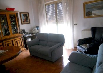 ca5.jpg - Villa Castelnuovo Magra - foto 5