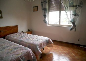 ca9.jpg - Villa Castelnuovo Magra - foto 9