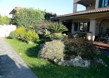 DSCN5078.JPG - Villa Forte dei Marmi - foto 4