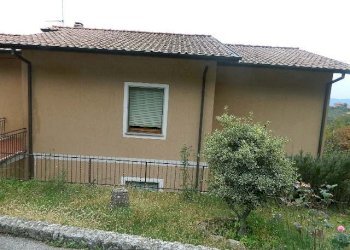DSCN3970.JPG - Appartamento Castelnuovo Magra - foto 2