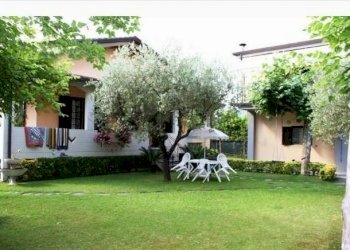 ronchi4.JPG - Casa indipendente Massa - foto 1