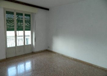 DSCN2036.JPG - Appartamento Sarzana - foto 2