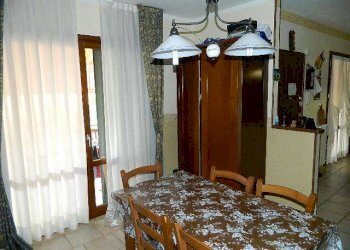 DSCN1973.JPG - Casa indipendente Sarzana - foto 3