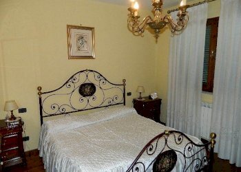 DSCN1980.JPG - Casa indipendente Sarzana - foto 10