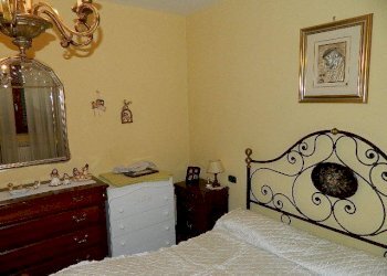 DSCN1981.JPG - Casa indipendente Sarzana - foto 11