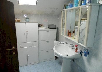 DSCN1985.JPG - Casa indipendente Sarzana - foto 15