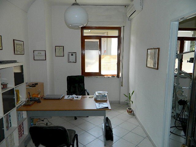 DSCN1799.JPG - Ufficio Luni - foto 1