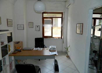 DSCN1799.JPG - Ufficio Luni - foto 1