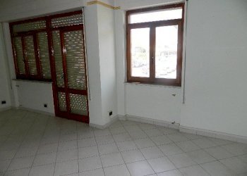 DSCN1802.JPG - Ufficio Luni - foto 6