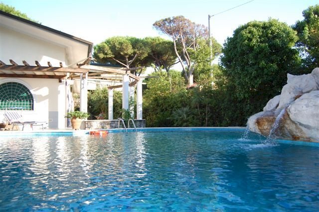 fo3.jpg - Villa Montignoso - foto 3