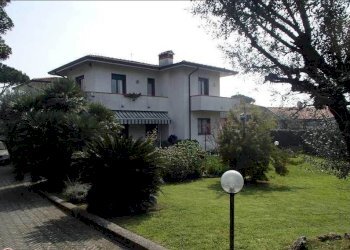 fo1.JPG - Villa Forte dei Marmi - foto 2
