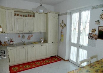 DSCN9946.JPG - Casa indipendente Luni - foto 1