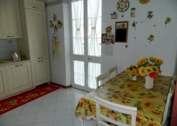 DSCN9948.JPG - Casa indipendente Luni - foto 15