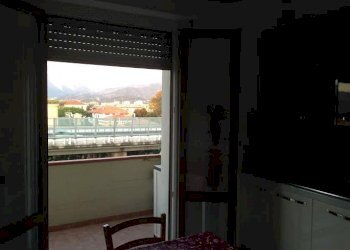 bl9.jpg - Appartamento Carrara - foto 10