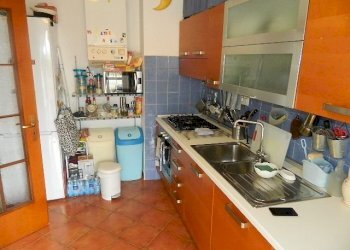 DSCN9505.JPG - Appartamento Sarzana - foto 5