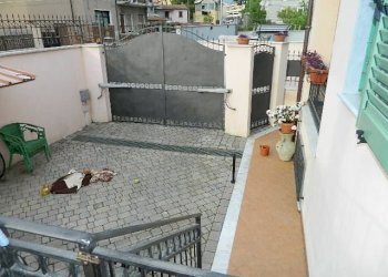 DSCN7229.JPG - Villa a Schiera Carrara - foto 3