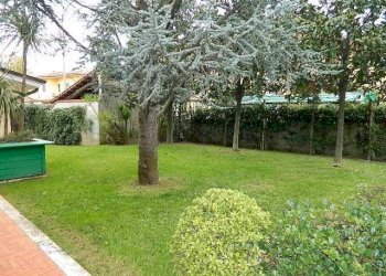 DSCN6971.JPG - Villa Pietrasanta - foto 2