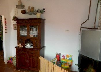 DSCN5794.JPG - Casa indipendente Vezzano Ligure - foto 22