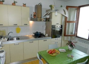 DSCN8815.JPG - Casa semi indipendente Luni - foto 8