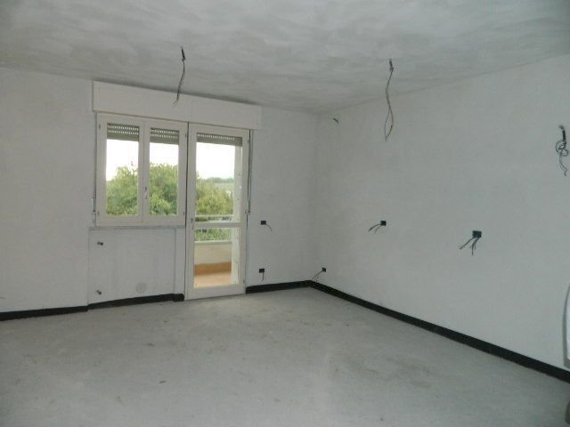 Three-room apartment Carrara - photo 2