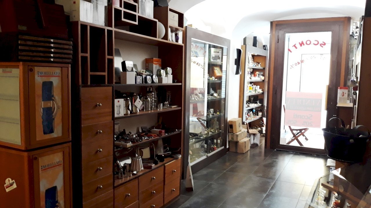 3.jpg - Locale Commerciale Sarzana - foto 3