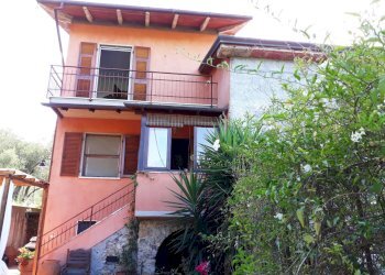 2C.jpg - Casa semi indipendente Castelnuovo Magra - foto 1