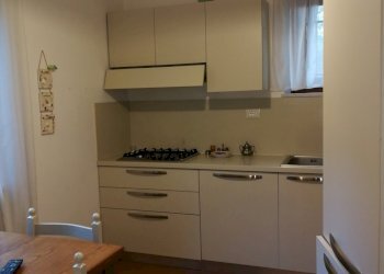 1.jpg - Casa semi indipendente Castelnuovo Magra - foto 3