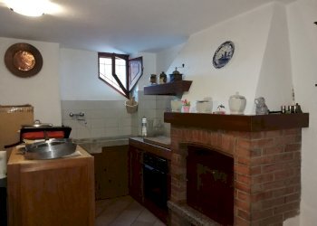 17.jpg - Casa semi indipendente Castelnuovo Magra - foto 6