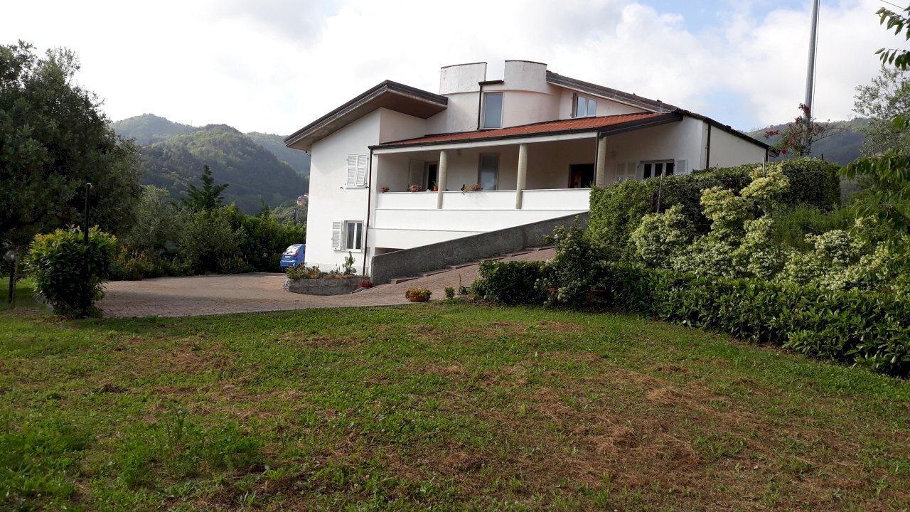 1.jpg - Independent house Fosdinovo - photo 2