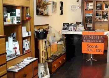 9.jpg - Locale Commerciale Sarzana - foto 9