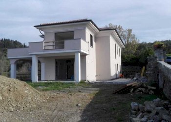 8.jpg - Villa Fosdinovo - foto 3