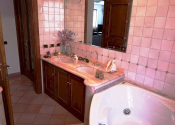 4.jpg - Independent house Sarzana - photo 10