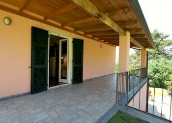 DSC_0110.JPG - Villa Sarzana - foto 9