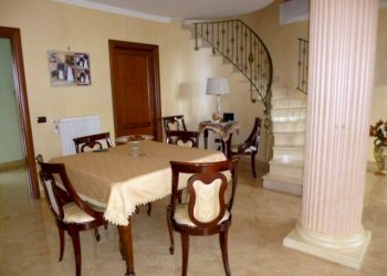 P1020237.JPG - Porzione di casa Castelbellino - foto 8