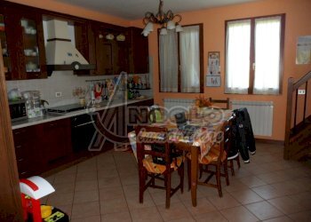 cucina3.JPG - Appartamento Via Vittorio Emanuele, Canaro - foto 1