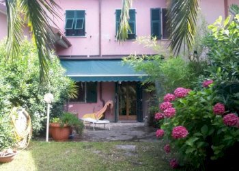 PHOTO-2019-05-23-10-36-04.jpg - Casa semi indipendente Ameglia - foto 1