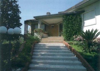 DOC029-1.jpg - Independent house Carrara - photo 1