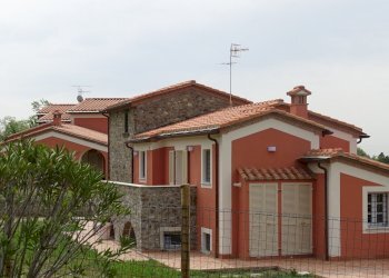 DSC04671.jpg - Appartamento Fosdinovo - foto 2