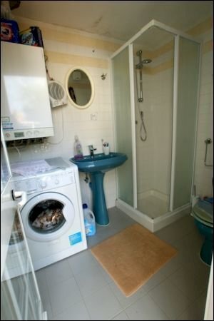 BAGNO ESTERNO - Independent house Carrara - photo 3