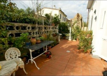 ESTERNO - Independent house Carrara - photo 1