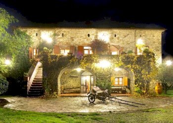 villa_di_sera (Copia).jpg - Casale Villafranca in Lunigiana - photo 13