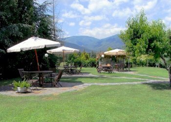 esterna_tavolini_carretto_sposi_grandangolo (Copia - Casale Villafranca in Lunigiana - photo 16